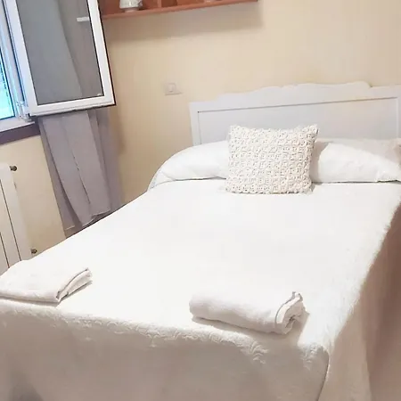 度假居 Charming House In With Terrace And Garden