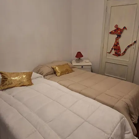 度假居 Charming House In With Terrace And Garden *
