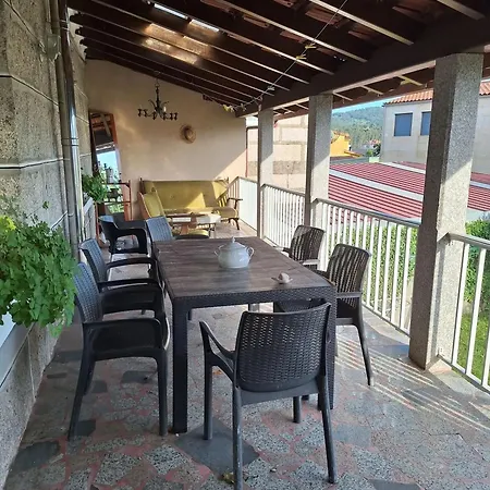 度假居 Charming House In With Terrace And Garden